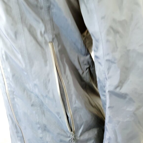 Lululemon Women's Inkwell Blue Long Sleeve Right As Rain Parka Jacket Size 8 - Picture 6 of 8